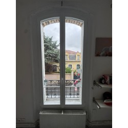 F-87 | Fenêtre 2 Vantaux Cintrée PVC