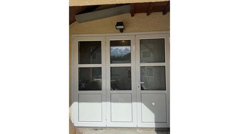 PG -79 | Porte de garage 3 battant
