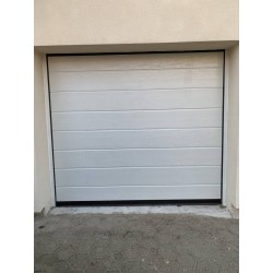 Porte de garage sectionnelle : PG-24