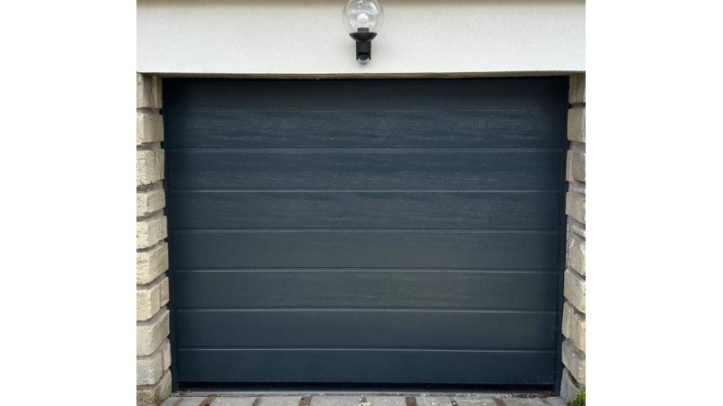 Porte de garage sectionnelle : PG-74