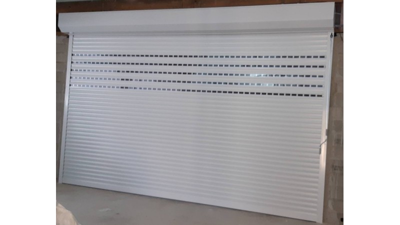 PG-18 | Porte de garage enroulable