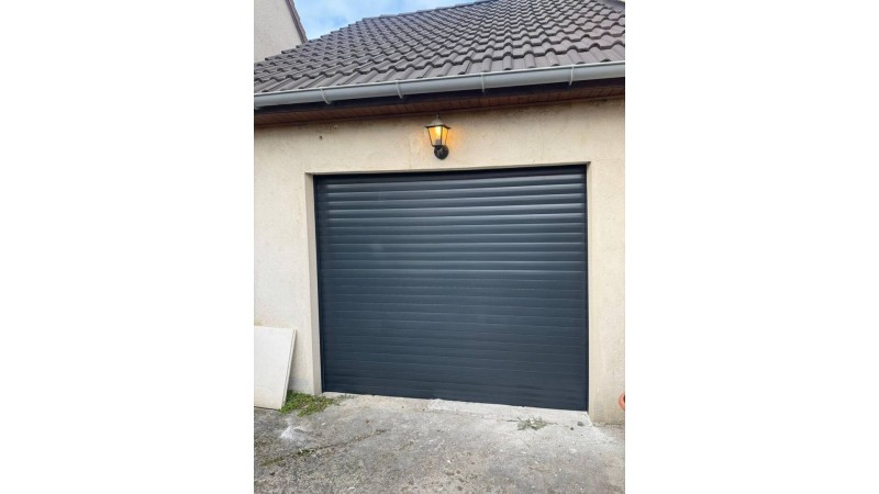 PG-89 | Porte de garage enroulable